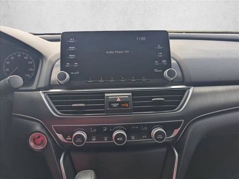 Used 2018 Honda Accord LX image 11