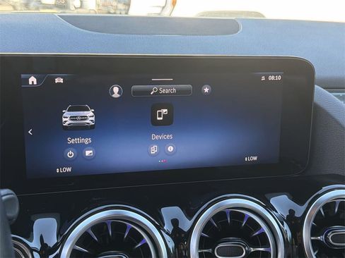 Used 2025 Mercedes-Benz GLA 250 image 16