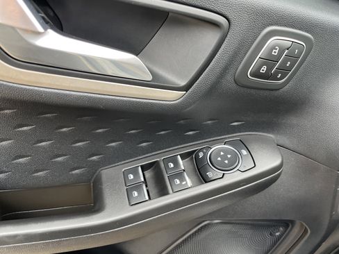 Used 2020 Ford Escape SEL image 26