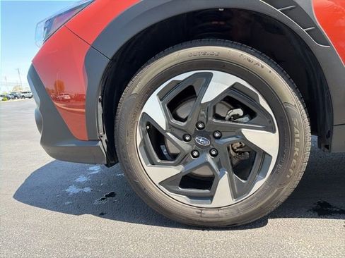 Used 2024 Subaru Crosstrek 2.5i Limited w/ Crosstrek Mirror Package AWD/4WD image 11