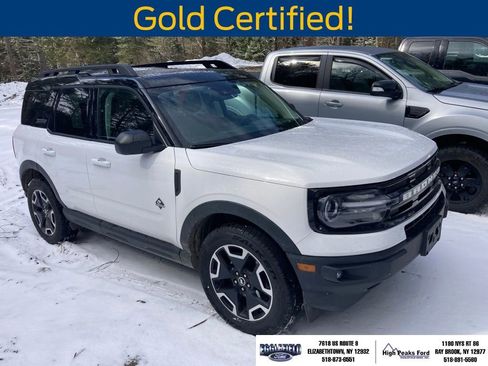 Used 2022 Ford Bronco Sport Outer Banks w/ Tech Package image 1