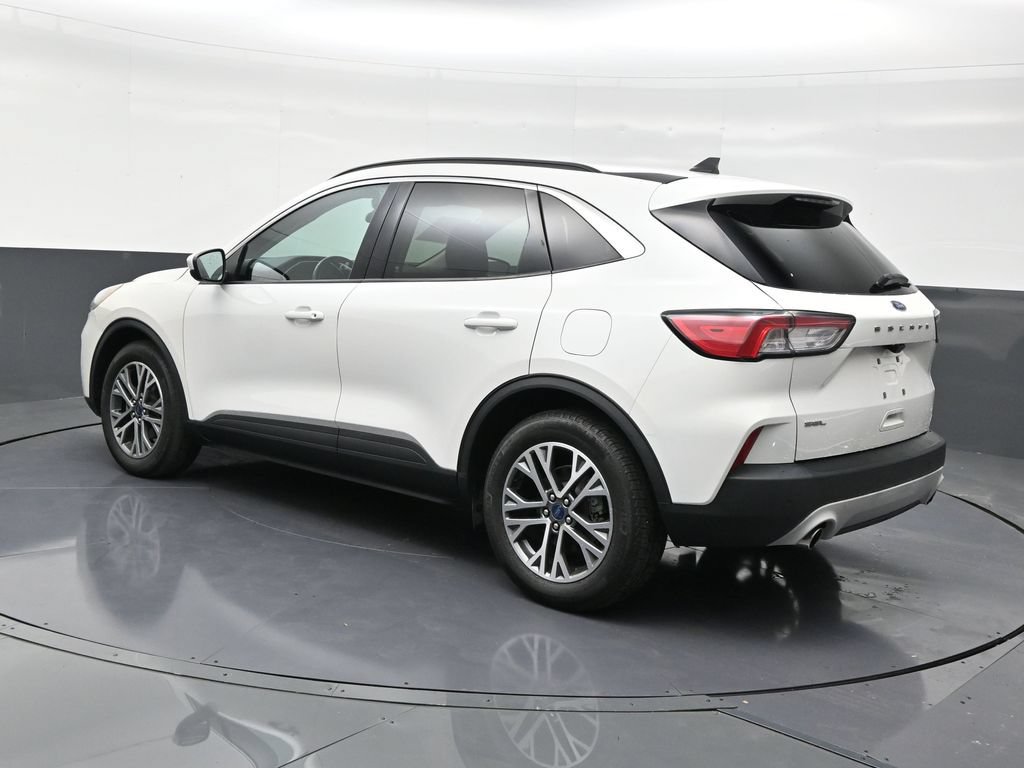 Used 2021 Ford Escape SEL w/ Technology Package FWD image 3