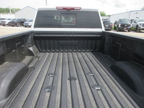 New 2026 GMC Sierra 3500 Denali w/ Denali Reserve Package AWD/4WD image 7