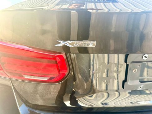 Used 2017 BMW 320i xDrive Sedan AWD/4WD image 6