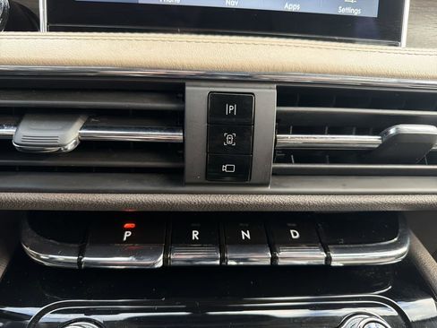 Certified 2021 Lincoln Corsair Reserve image 26