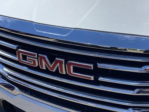 Used 2023 GMC Terrain SLT FWD image 26