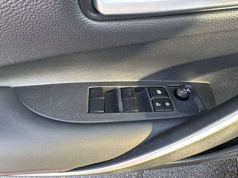 Used 2025 Toyota Corolla SE FWD image 13