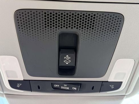 Used 2025 Acura Integra image 23