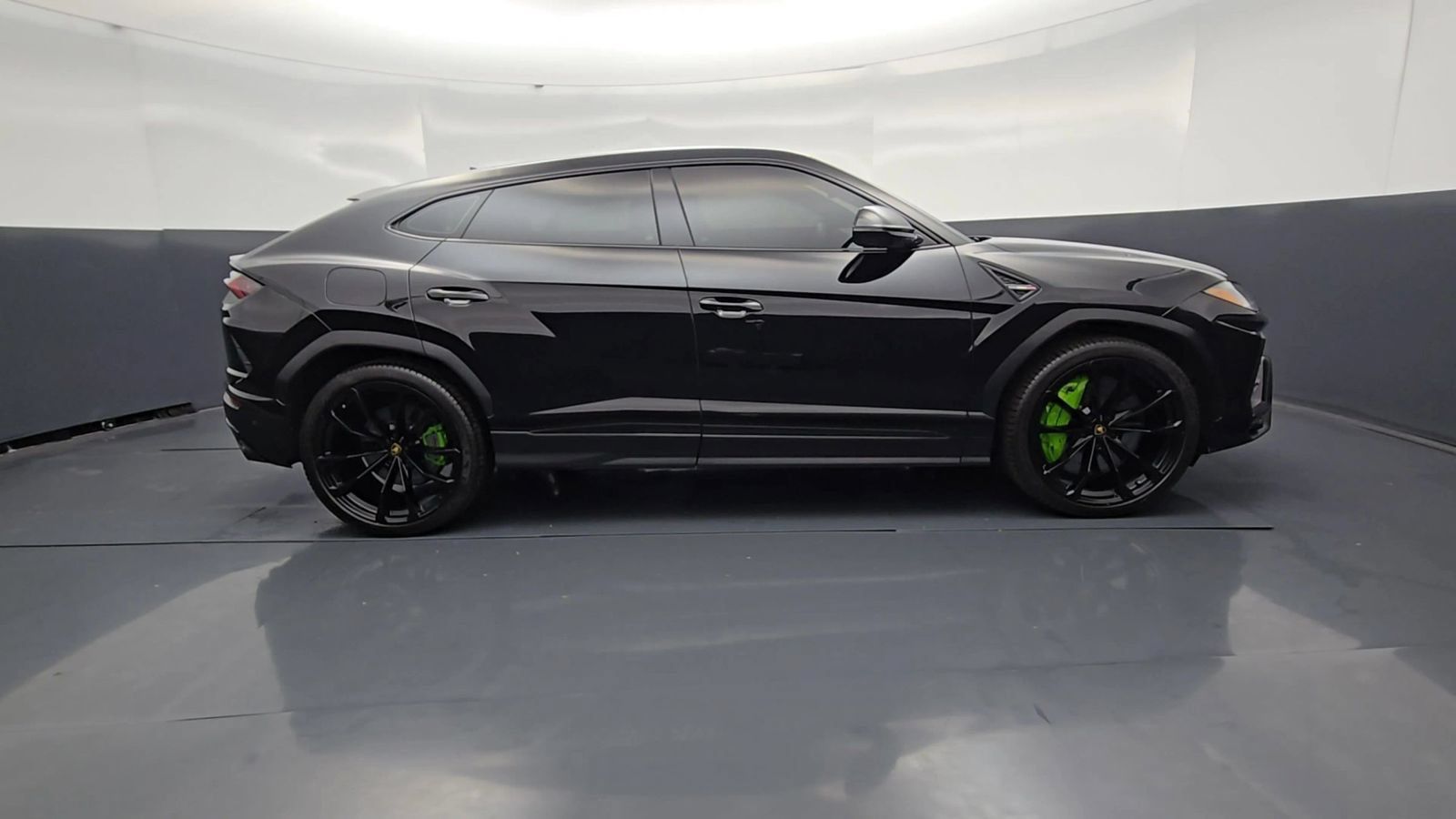Used 2022 Lamborghini Urus AWD/4WD image 66