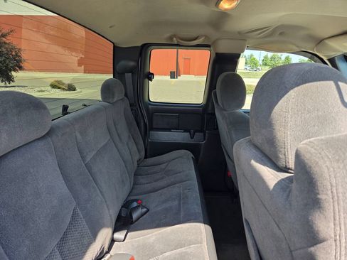 Used 2005 Chevrolet Silverado 1500 LS w/ Safe And Sound Package RWD image 34