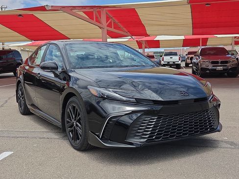 New 2026 Toyota Camry SE w/ Convenience Package FWD image 6