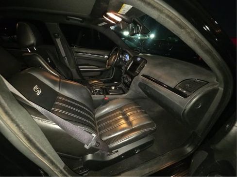 Used 2022 Chrysler 300 S image 4