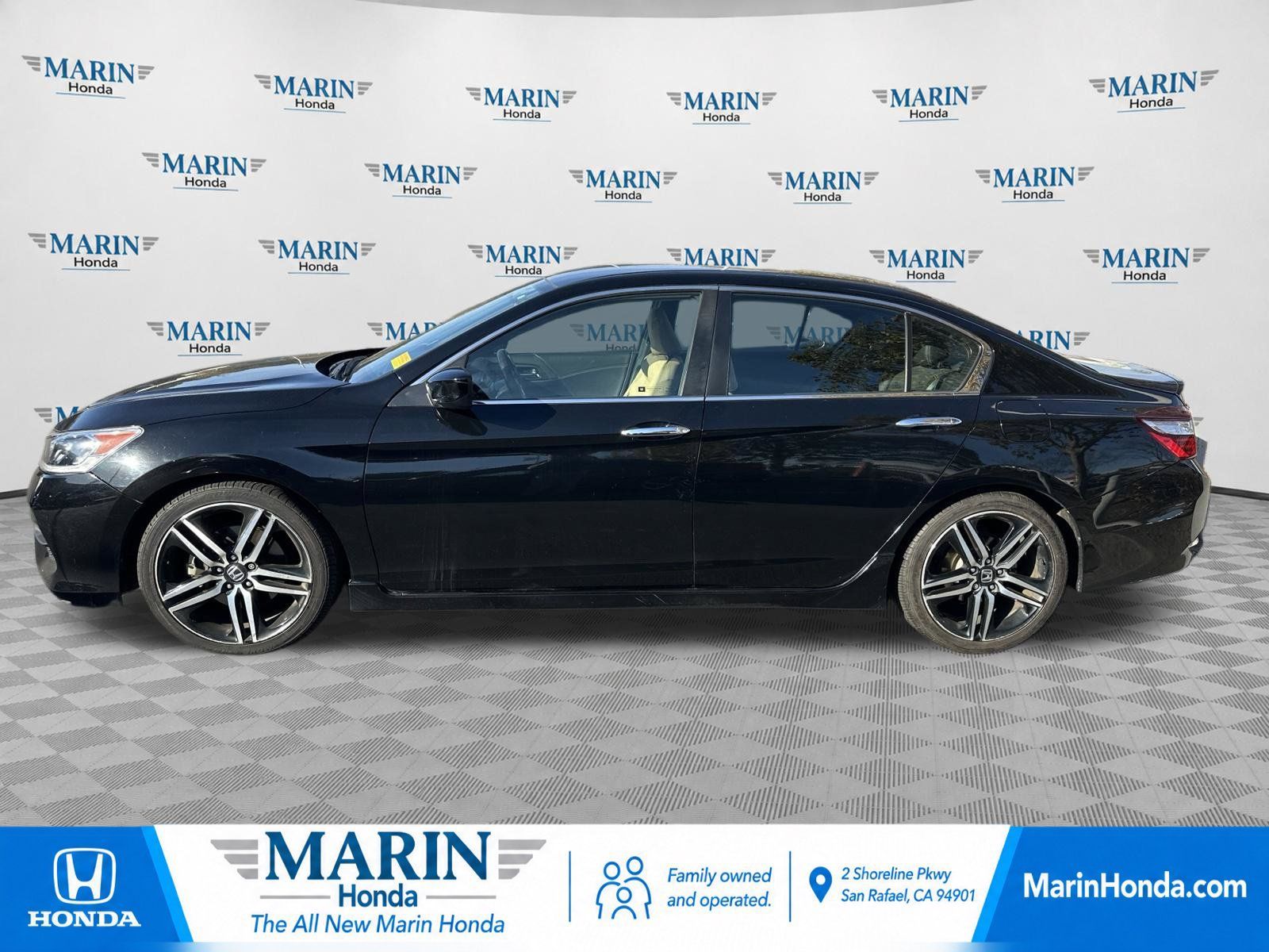 Used 2017 Honda Accord Sport image 5