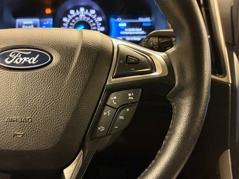 Used 2023 Ford Edge SEL image 26