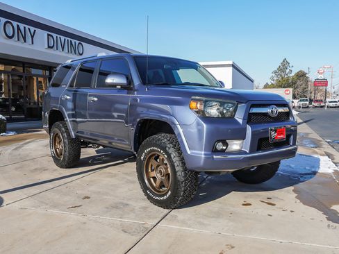 Used 2010 Toyota 4Runner Limited image 2