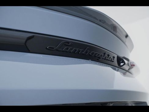 Used 2024 Lamborghini Urus S AWD/4WD image 35