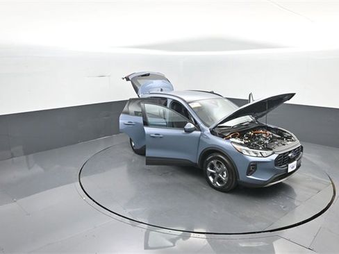 Certified 2025 Ford Escape ST-Line Elite image 35