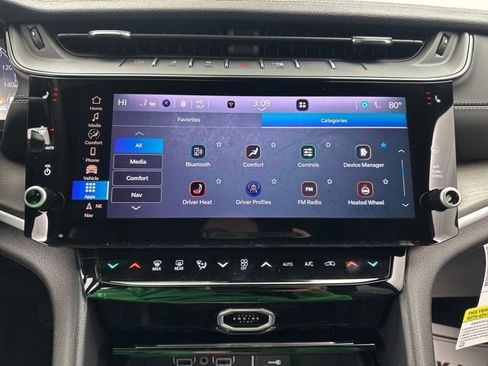 New 2026 Jeep Grand Cherokee Altitude AWD/4WD image 39