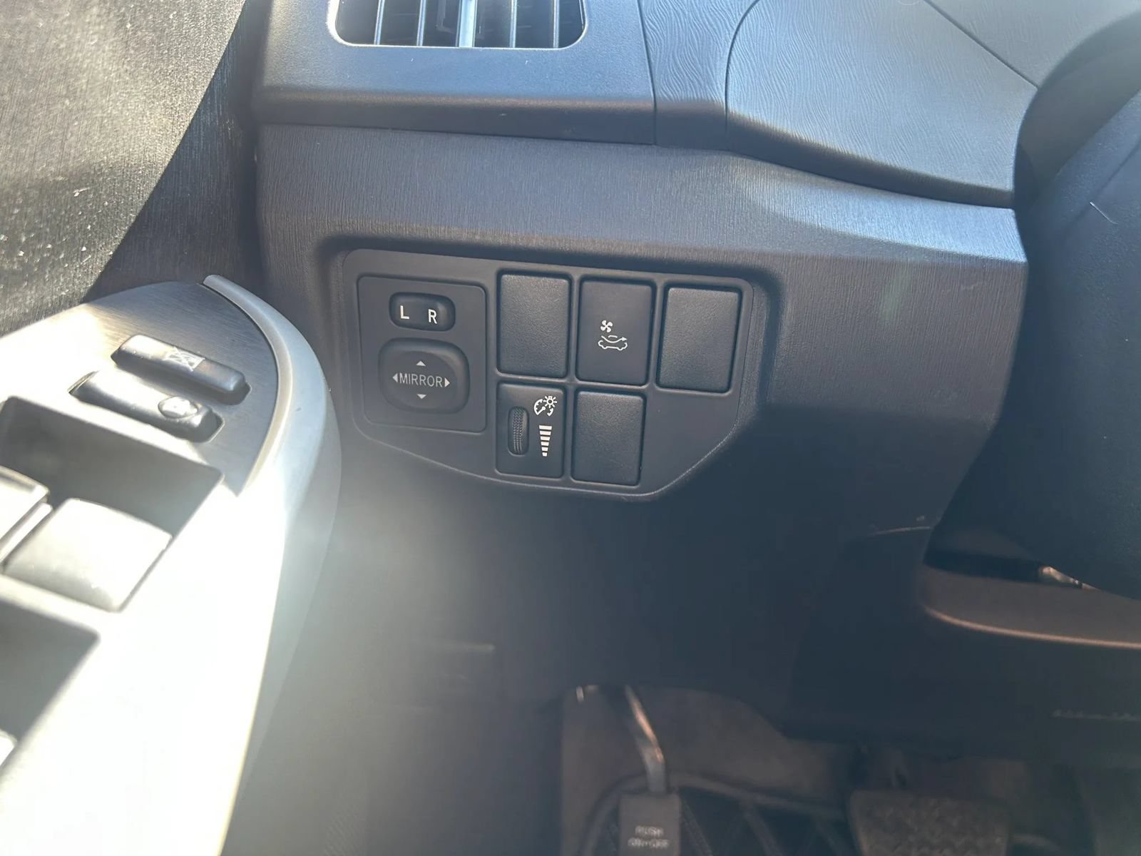 Used 2013 Toyota Prius Three w/ Solar Roof Pkg FWD image 21
