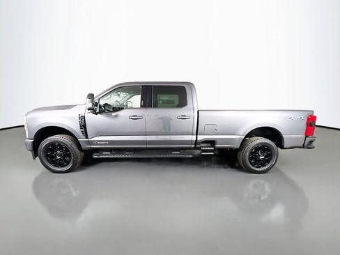 New 2026 Ford F350 Lariat w/ Black Appearance Package image 6