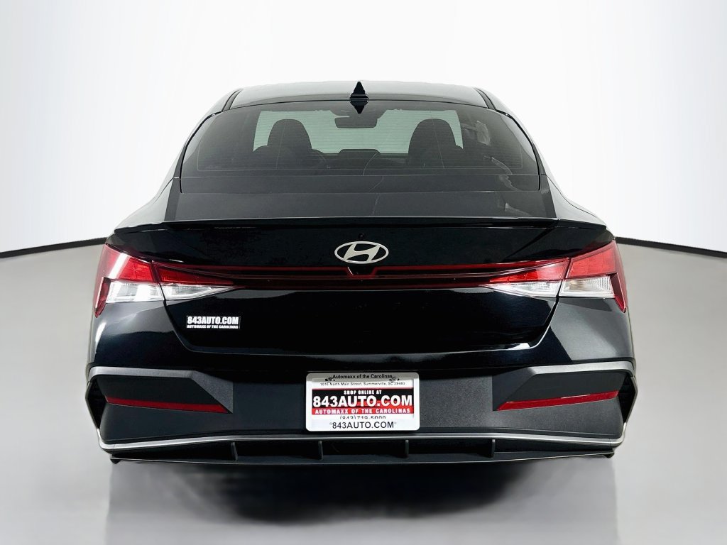 Used 2026 Hyundai Elantra Sport w/ Cargo Package FWD image 6