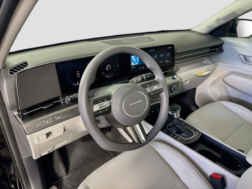 New 2027 Hyundai Kona SE AWD/4WD image 18