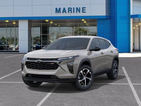 New 2026 Chevrolet Trax RS w/ Driver Confidence Package FWD image 6
