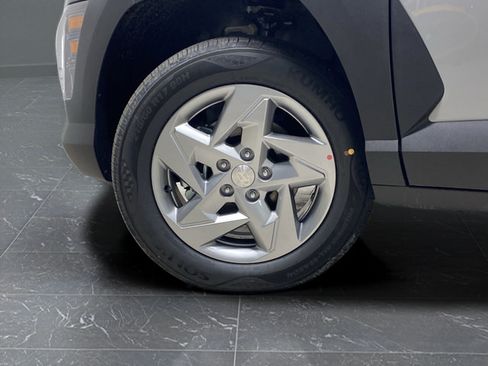 New 2026 Hyundai Kona SE AWD/4WD image 30
