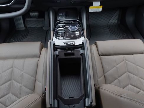 New 2026 BMW 530i xDrive w/ Premium Package image 26