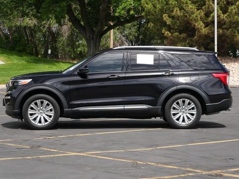Used 2021 Ford Explorer Limited w/ Hybrid Equipment Group 310A AWD/4WD image 2