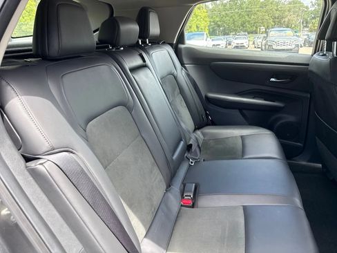 Used 2024 Nissan Ariya FWD image 14