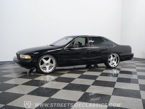 Used 1996 Chevrolet Impala SS RWD image 7