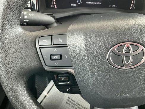 Used 2025 Toyota Camry LE FWD image 26