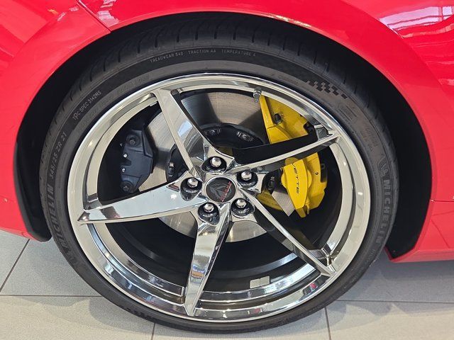 Used 2025 Chevrolet Corvette Z06 RWD image 23