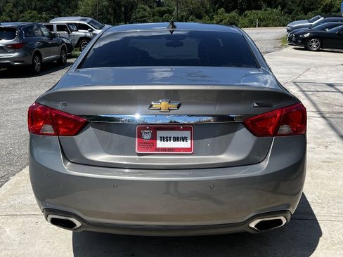 Used 2019 Chevrolet Impala Premier FWD image 5