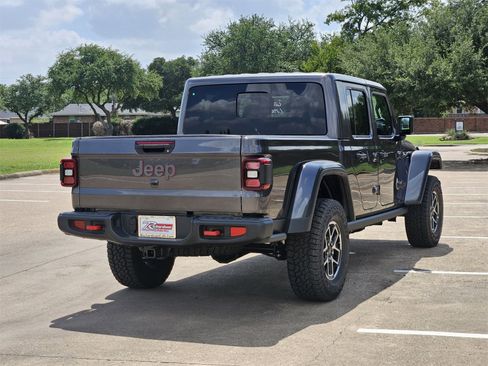 New 2025 Jeep Gladiator Rubicon w/ Convenience Group image 4