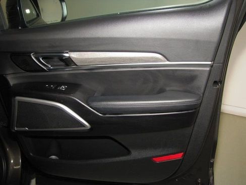 Used 2022 Kia Telluride EX w/ EX Premium Package image 22