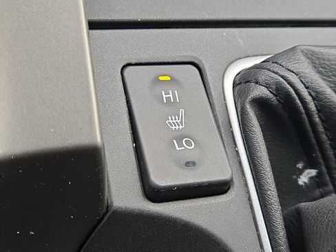 Used 2009 Acura TSX Sedan image 25