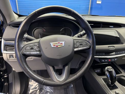 Used 2023 Cadillac XT4 Premium Luxury w/ Cold Weather Package AWD/4WD image 14