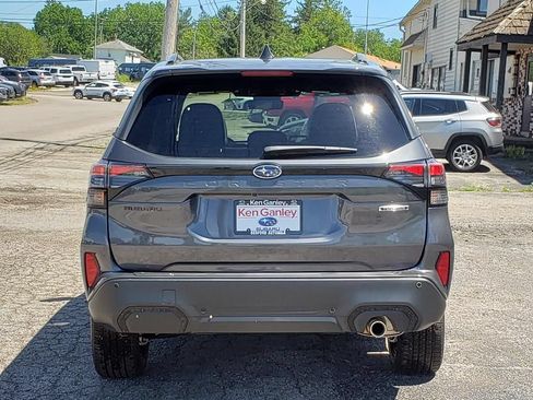 New 2026 Subaru Forester Touring AWD/4WD image 4