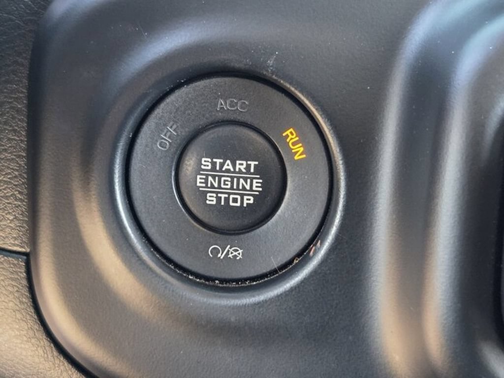 Used 2020 Jeep Gladiator Rubicon AWD/4WD image 28