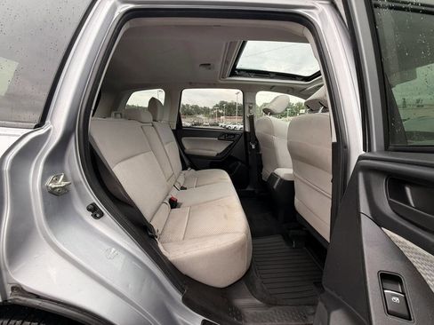 Used 2017 Subaru Forester 2.5i Premium w/ All-Weather Package AWD/4WD image 13