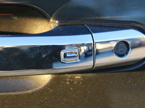 Used 2022 Chevrolet Silverado 3500 High Country w/ Z71 Off-Road Package image 14