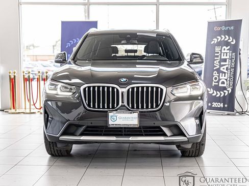 Used 2023 BMW X3 xDrive30i w/ Convenience Package AWD/4WD image 2