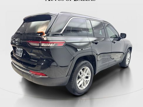 Used 2024 Jeep Grand Cherokee Laredo X w/ Trailer Tow Package AWD/4WD image 6