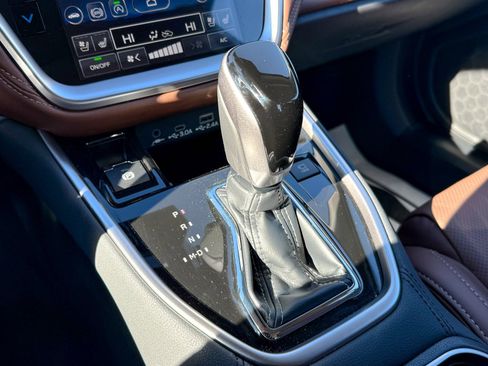 Used 2025 Subaru Legacy Touring XT image 20