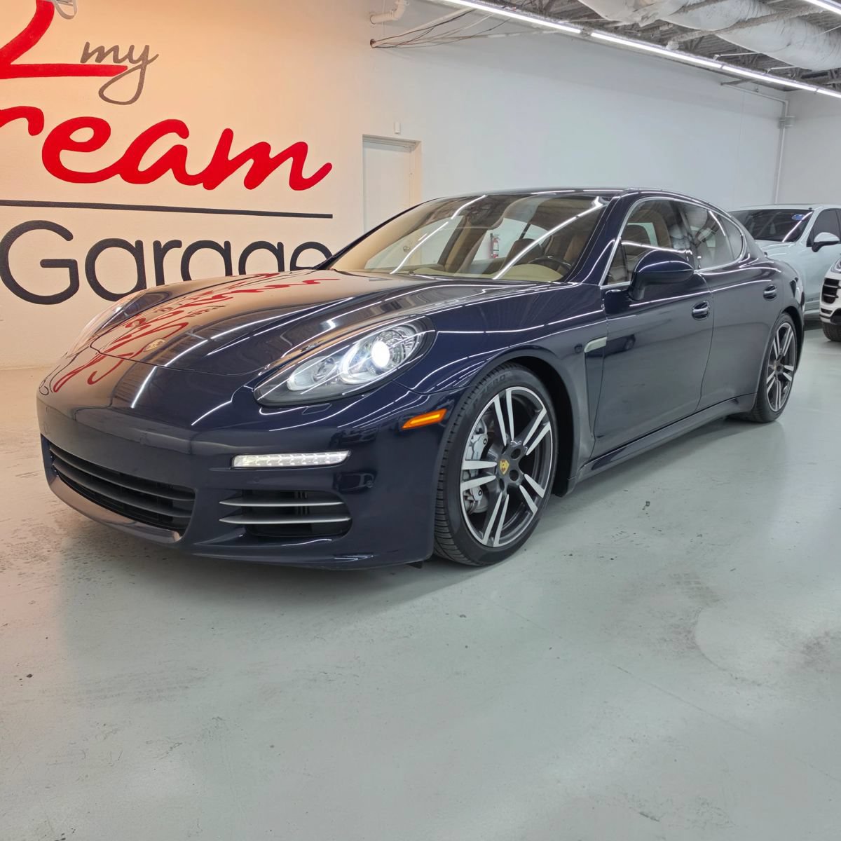 Used 2016 Porsche Panamera 4S AWD/4WD image 2