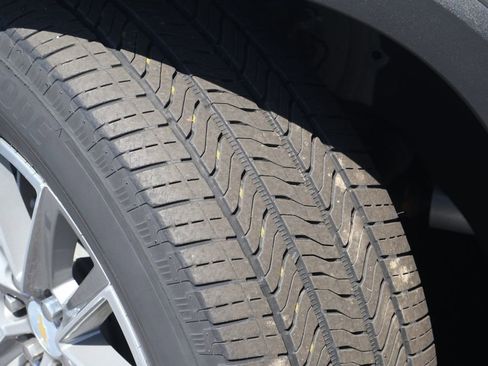 Used 2023 Chevrolet Traverse LT w/ LPO, Floor Liner Package AWD/4WD image 13