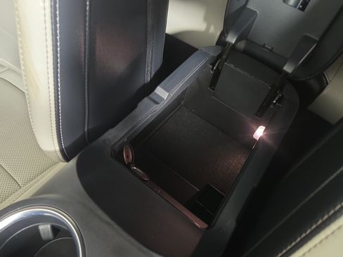 Used 2024 Ford Mustang Premium RWD image 27