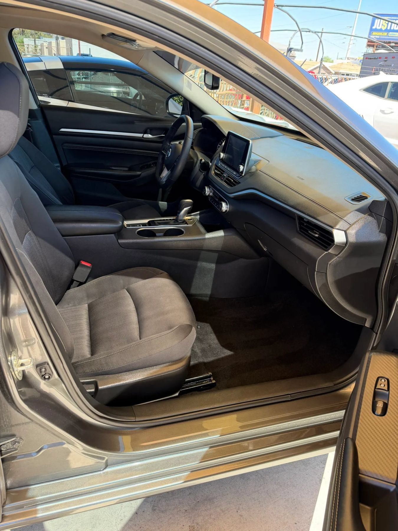Used 2019 Nissan Altima 2.5 SV AWD/4WD image 12